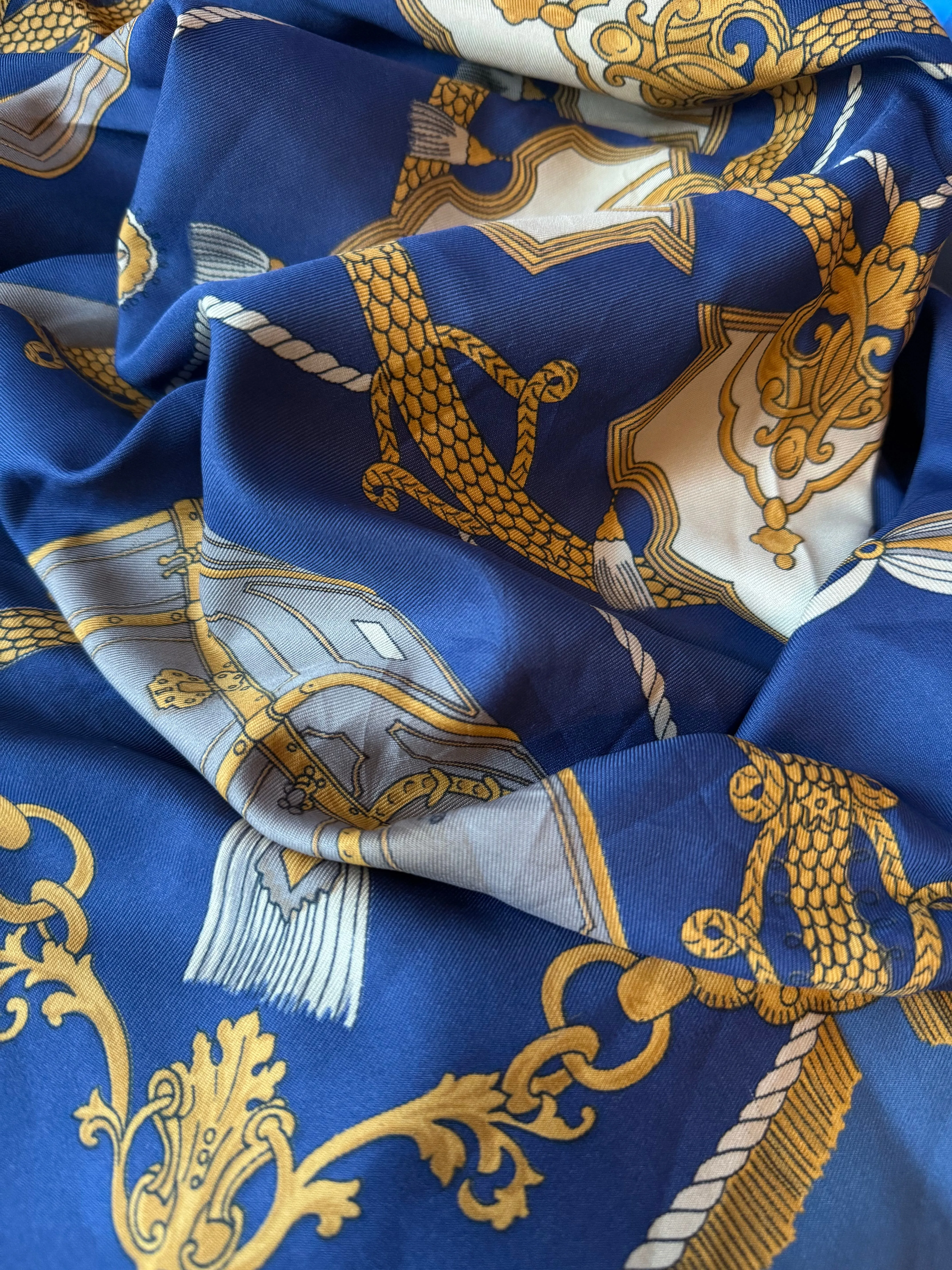 SALE ITEM: True Vintage Scarf Gift Set (Blue)